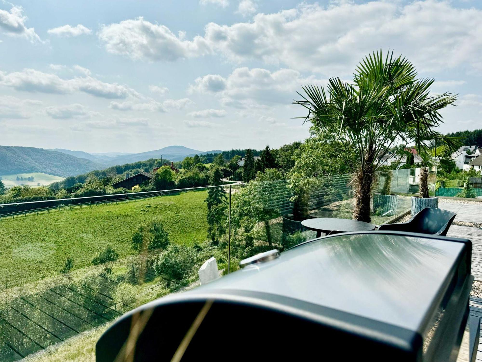 Luxapart Eifel Mit Privater Sauna Harscheid الغرفة الصورة